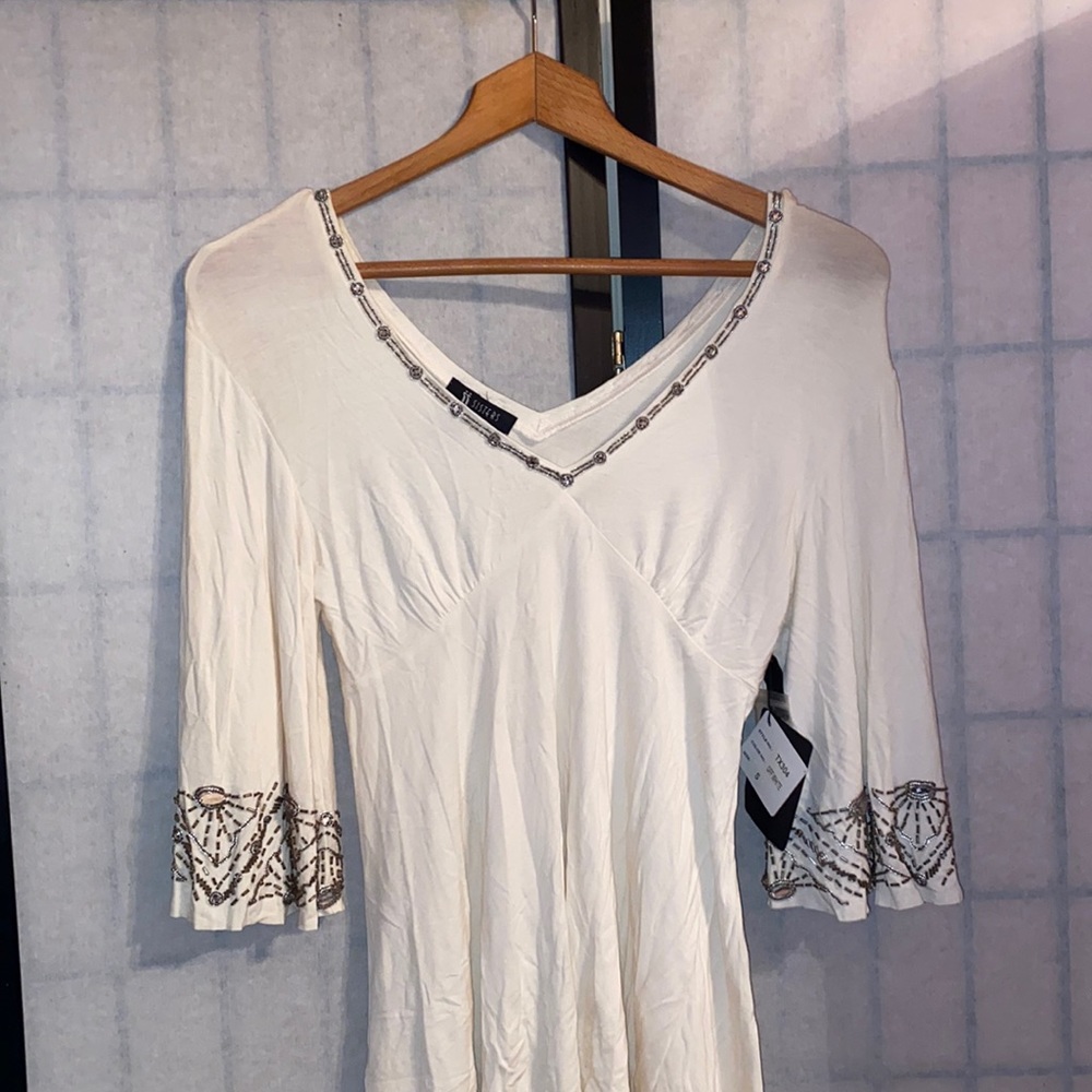 NWT Sisters Top Size S
